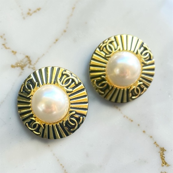 Upcycled Jewelry - Luxury Faux Pearl/Antique Gold Upcycled Button Earrings 23mm